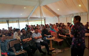 Seminar Motivasi di PT Permata Graha Nusantara 