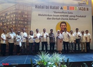 Seminar Motivasi di PT United Tractors