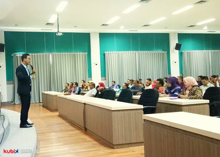 Seminar Motivasi di Lembaga Pengembangan Dan Pemberdayaan Kepala Sekolah
